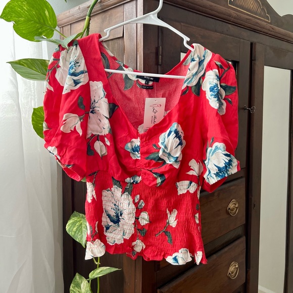 NWT red floral shirt + skirt set - Picture 2 of 5